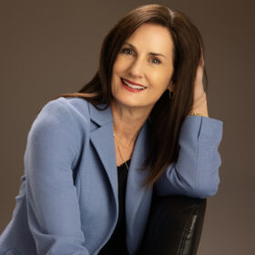 Dr. Claudia Ladd